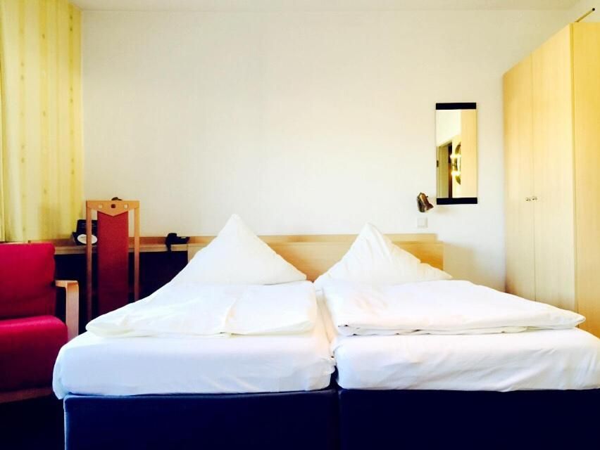 Double Room with Shared Toilet