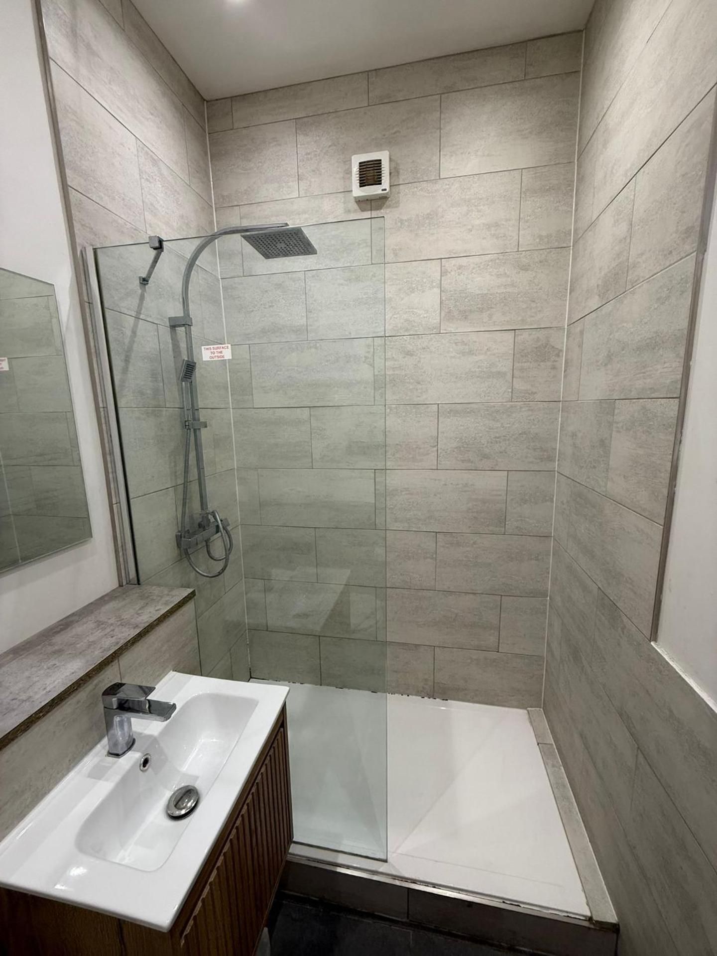 Three-Bedroom Deluxe Apartment