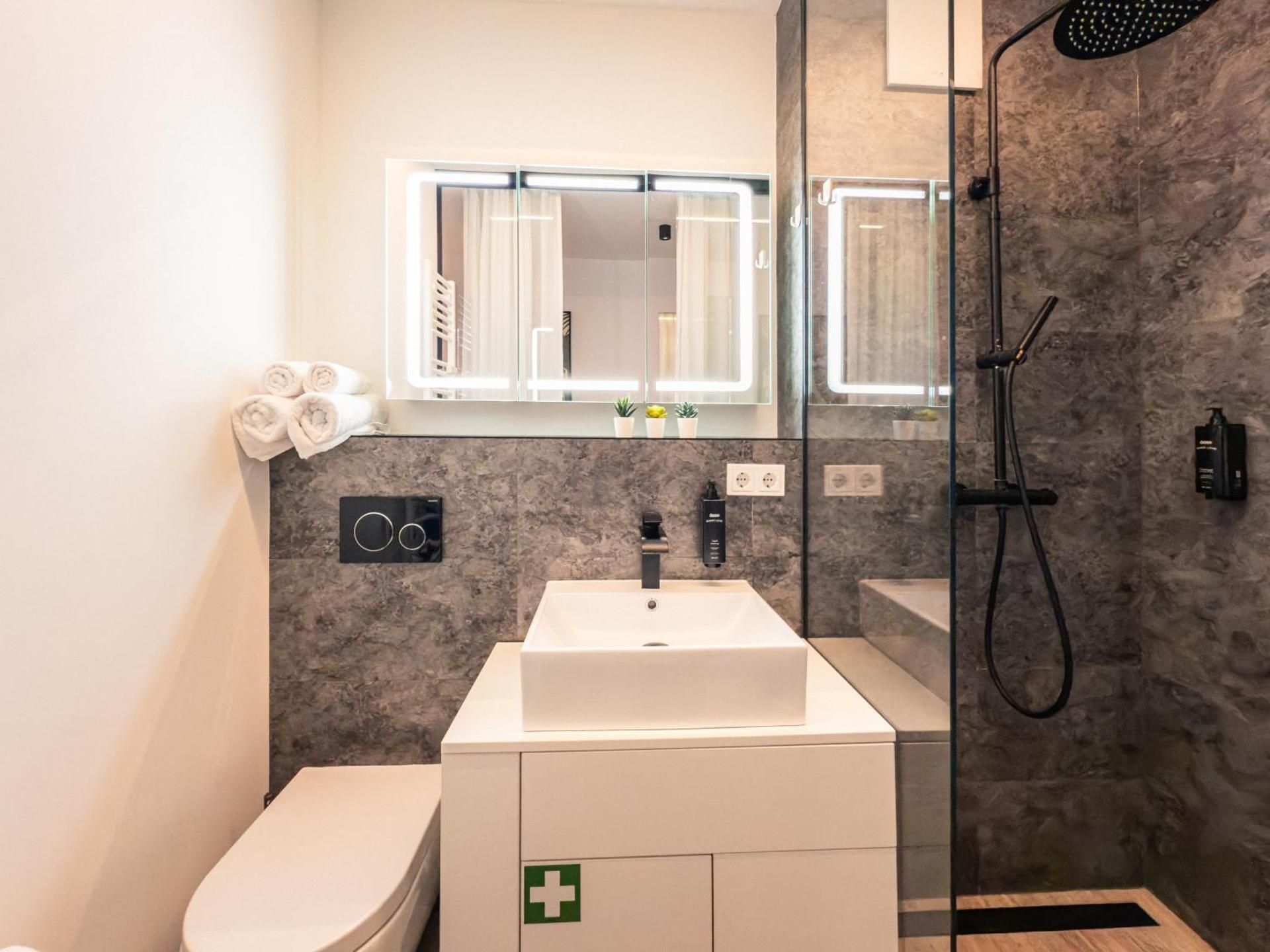 Studio Apartment