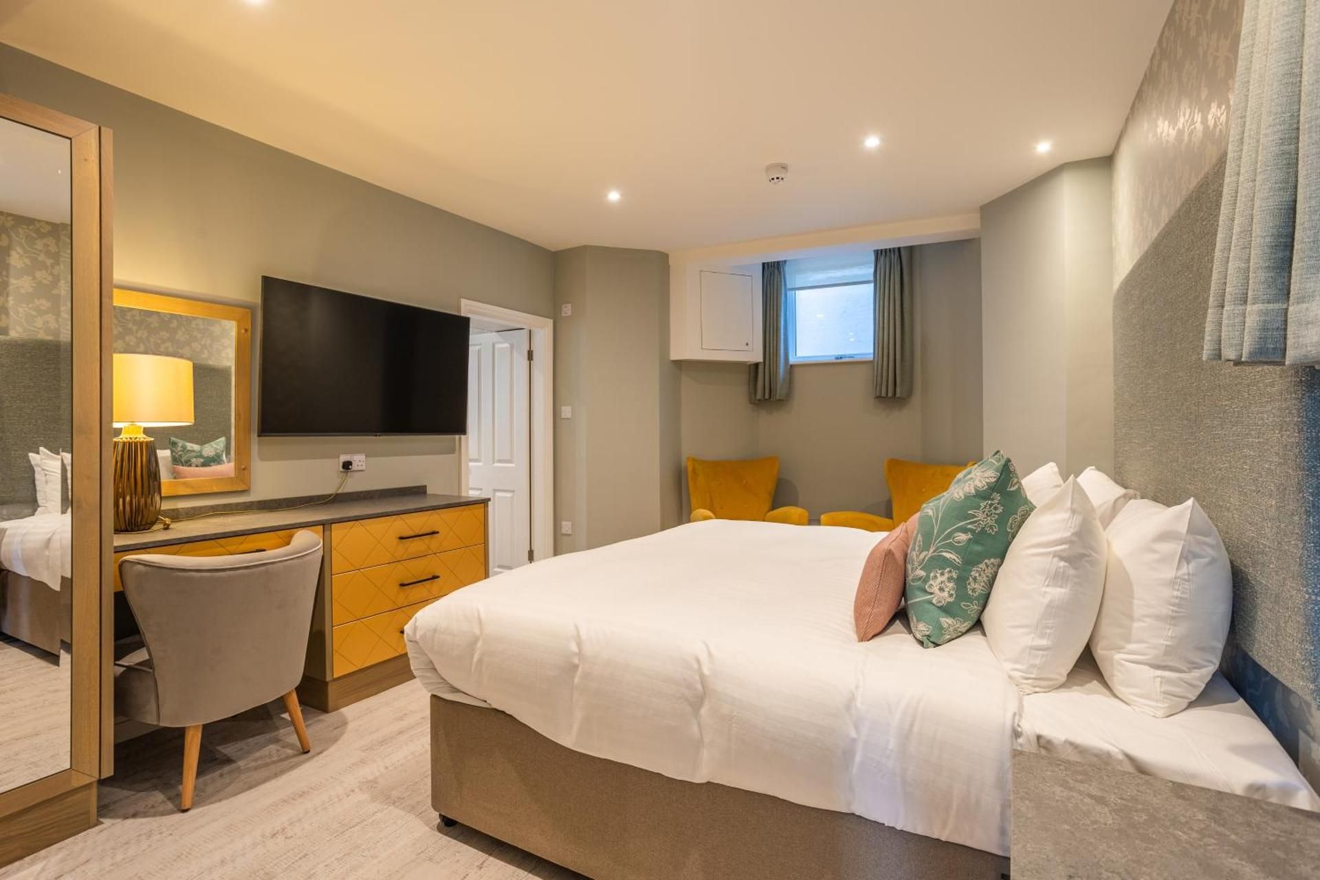 Ambleside Townhouse Junior Suite with Terrace - Non-Smoking 2