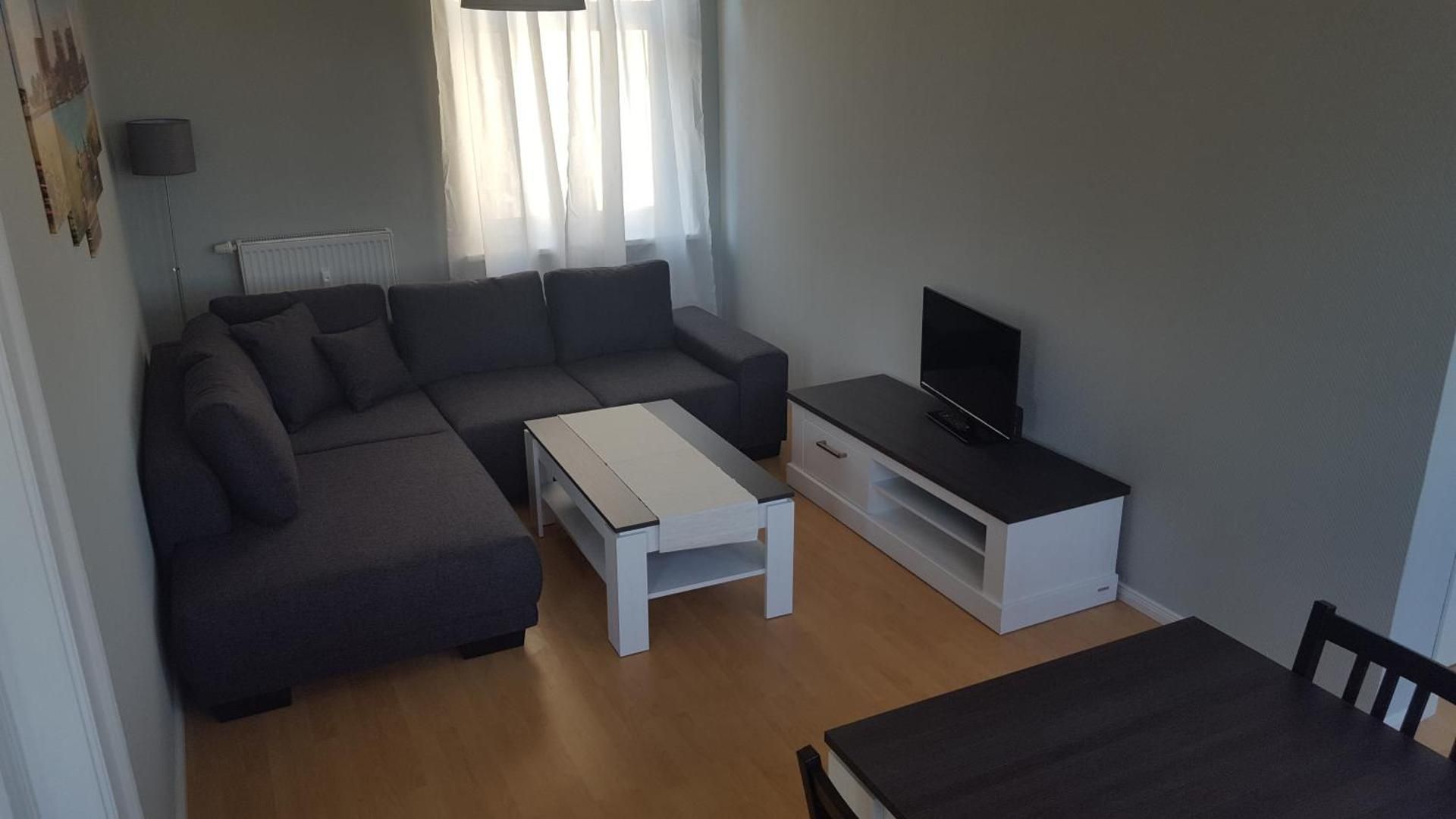 Family Room - 14