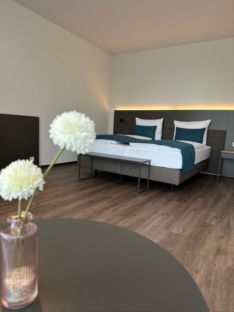 Deluxe Double Room with Balcony and Sea View
