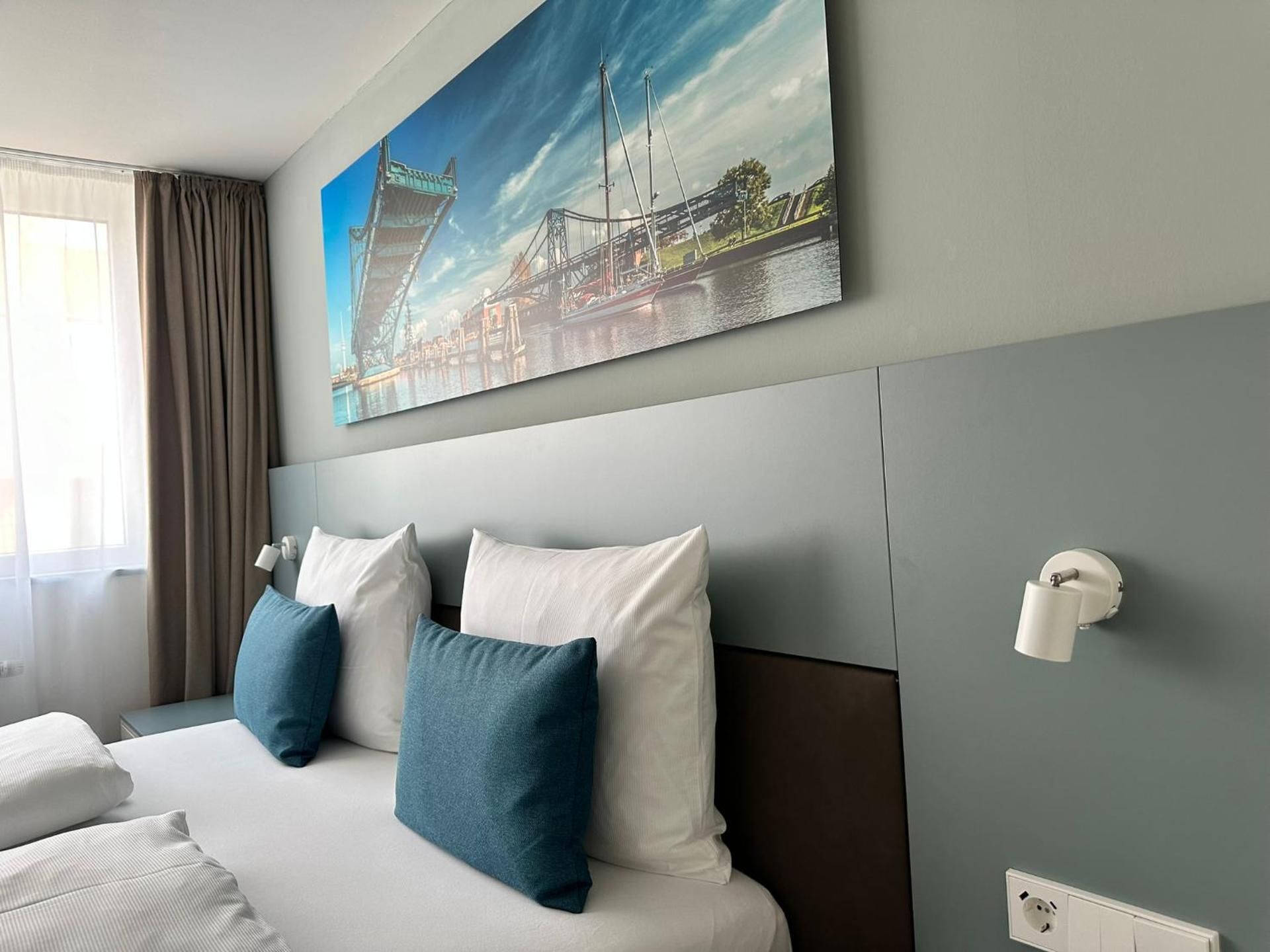 Deluxe Double Room with Balcony and Sea View