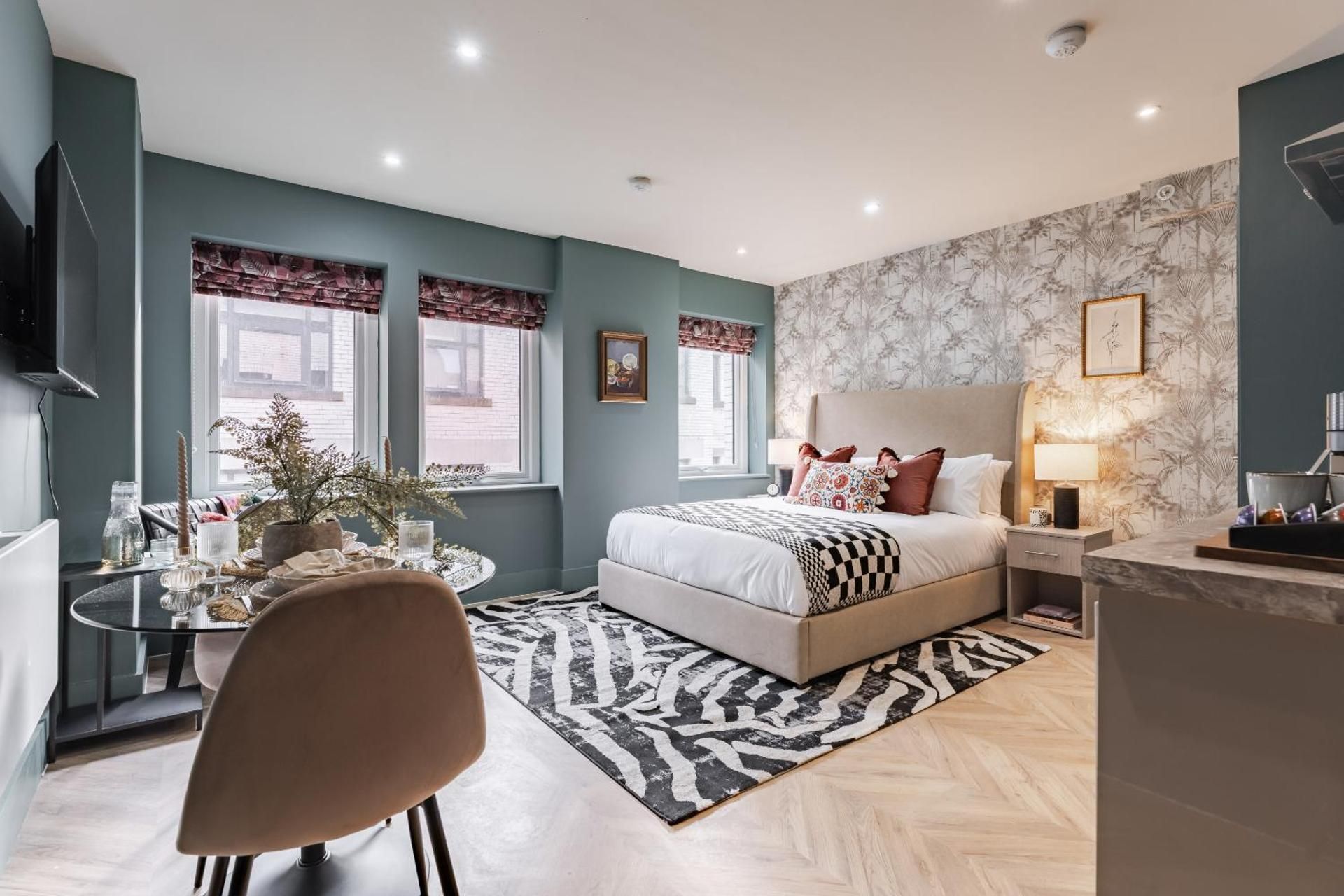 One-Bedroom Apartment
