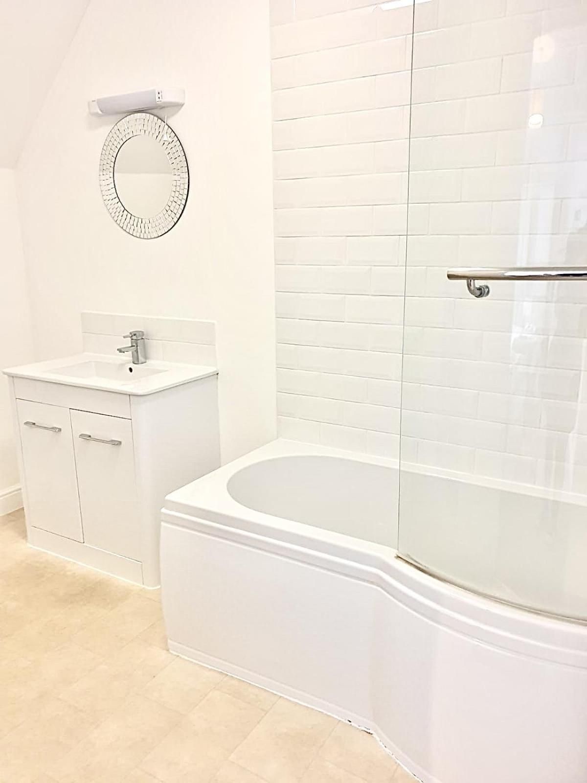 Twin Room with Bath