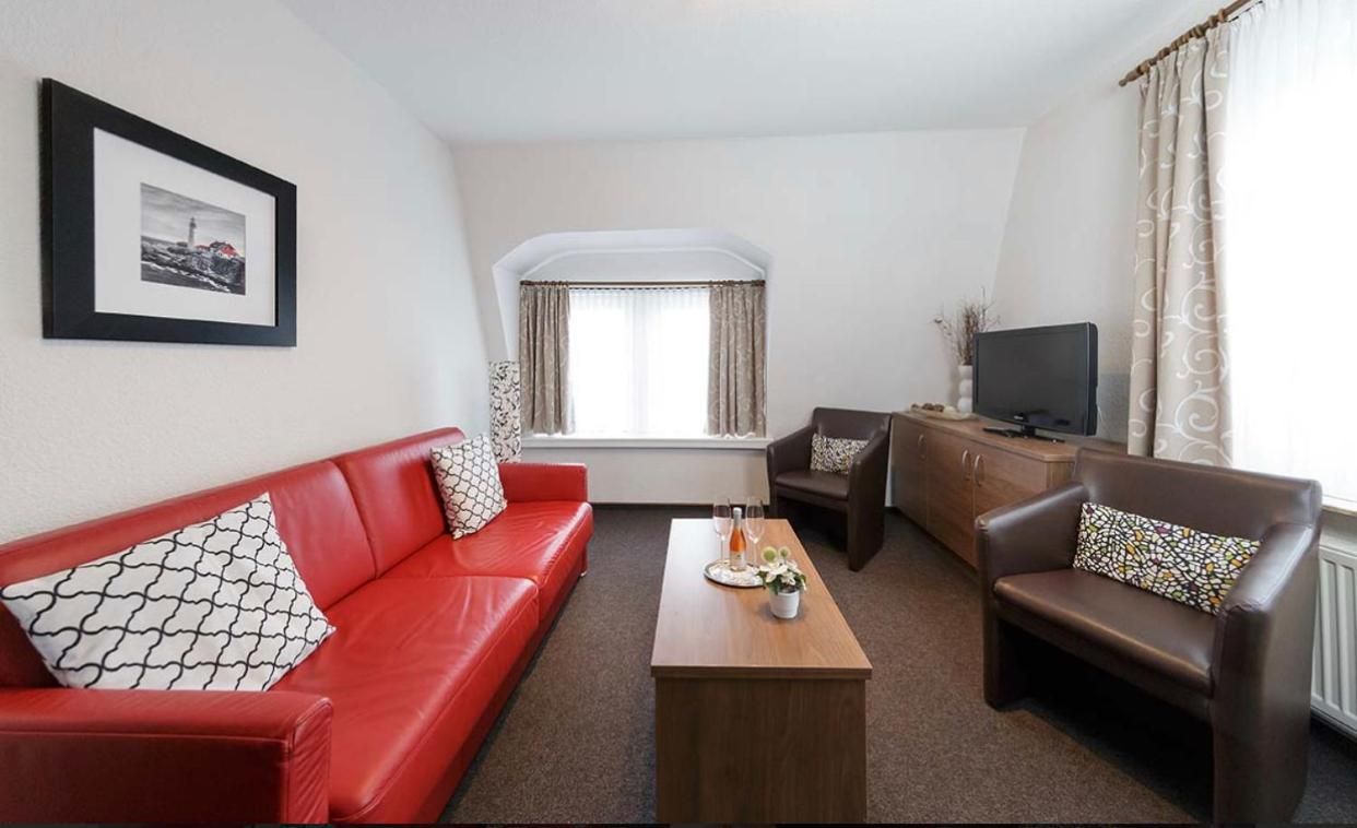 Deluxe Suite with Sea View