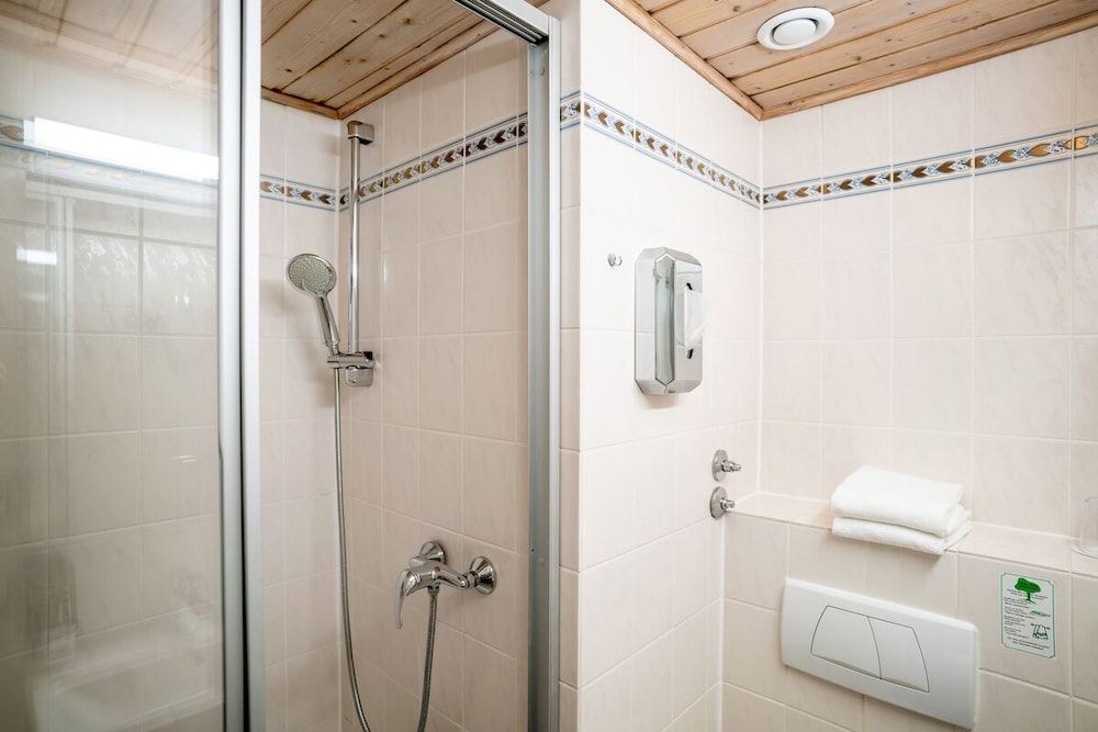 Hotel Europäischer Hof Double Room Cosy City (without air conditioning) 2