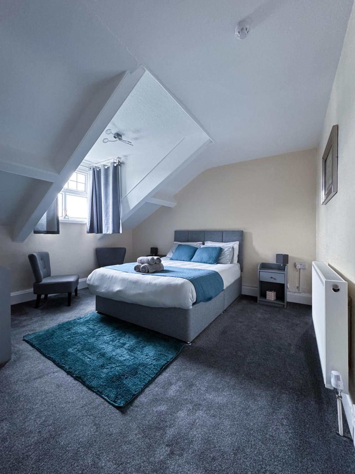 Standard King Room