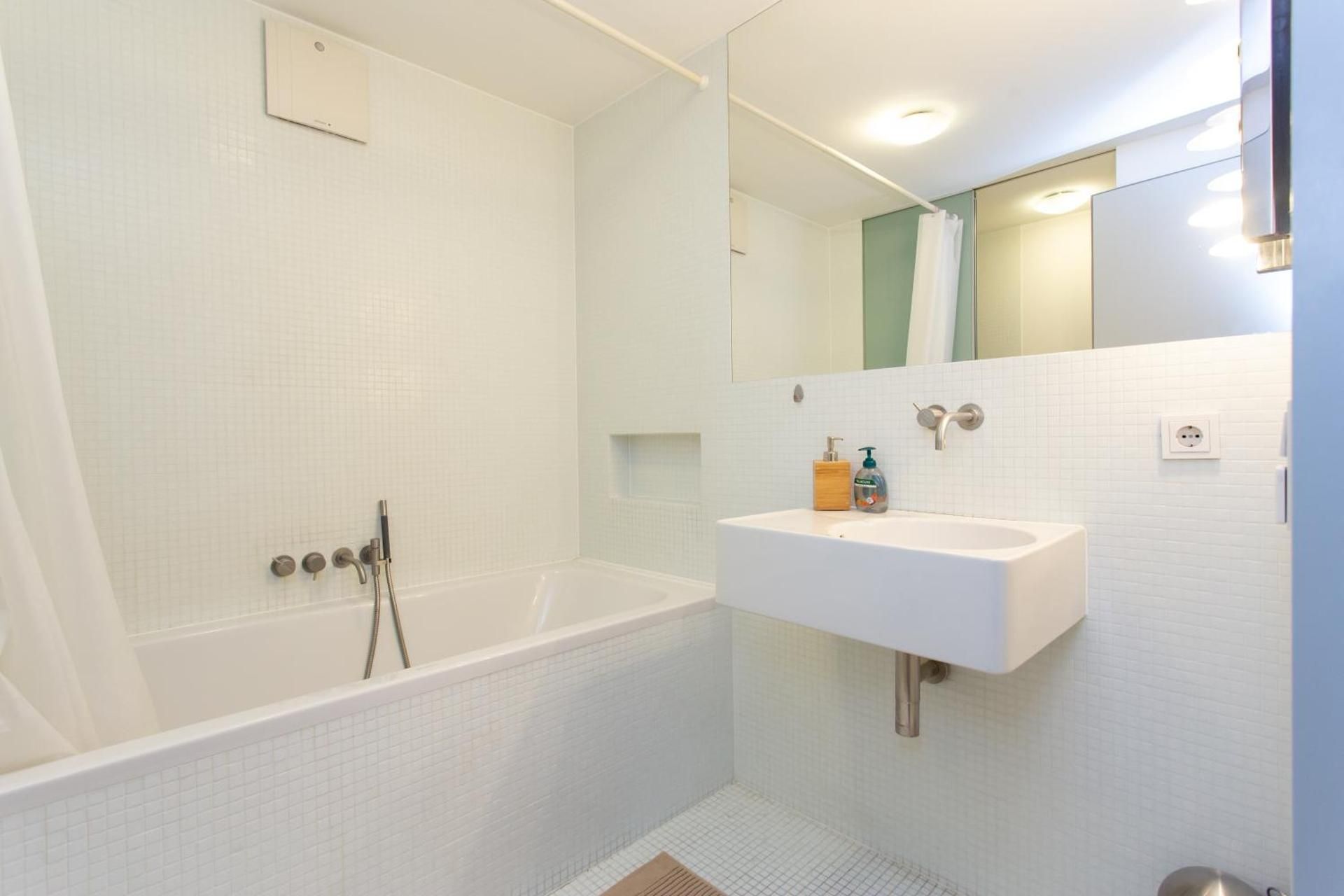 FullHouse - Leipzig - M14 Apartments - Balcony - SmartTV Apartment with Balcony