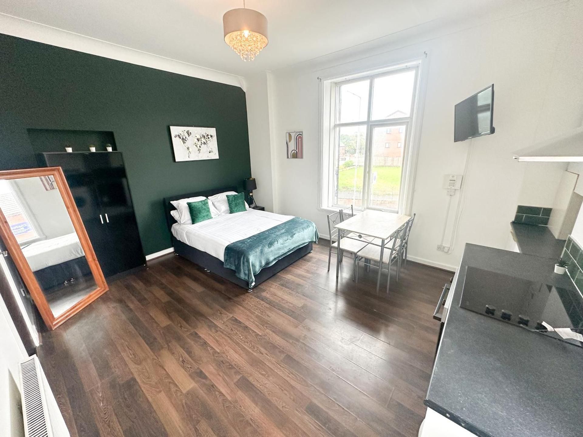 One-Bedroom Apartment