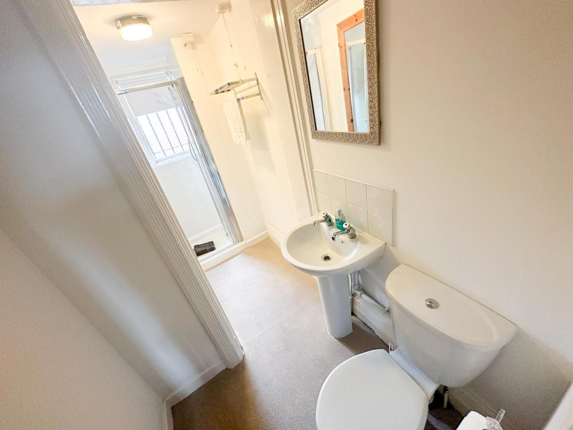 Triple Room with Private Bathroom