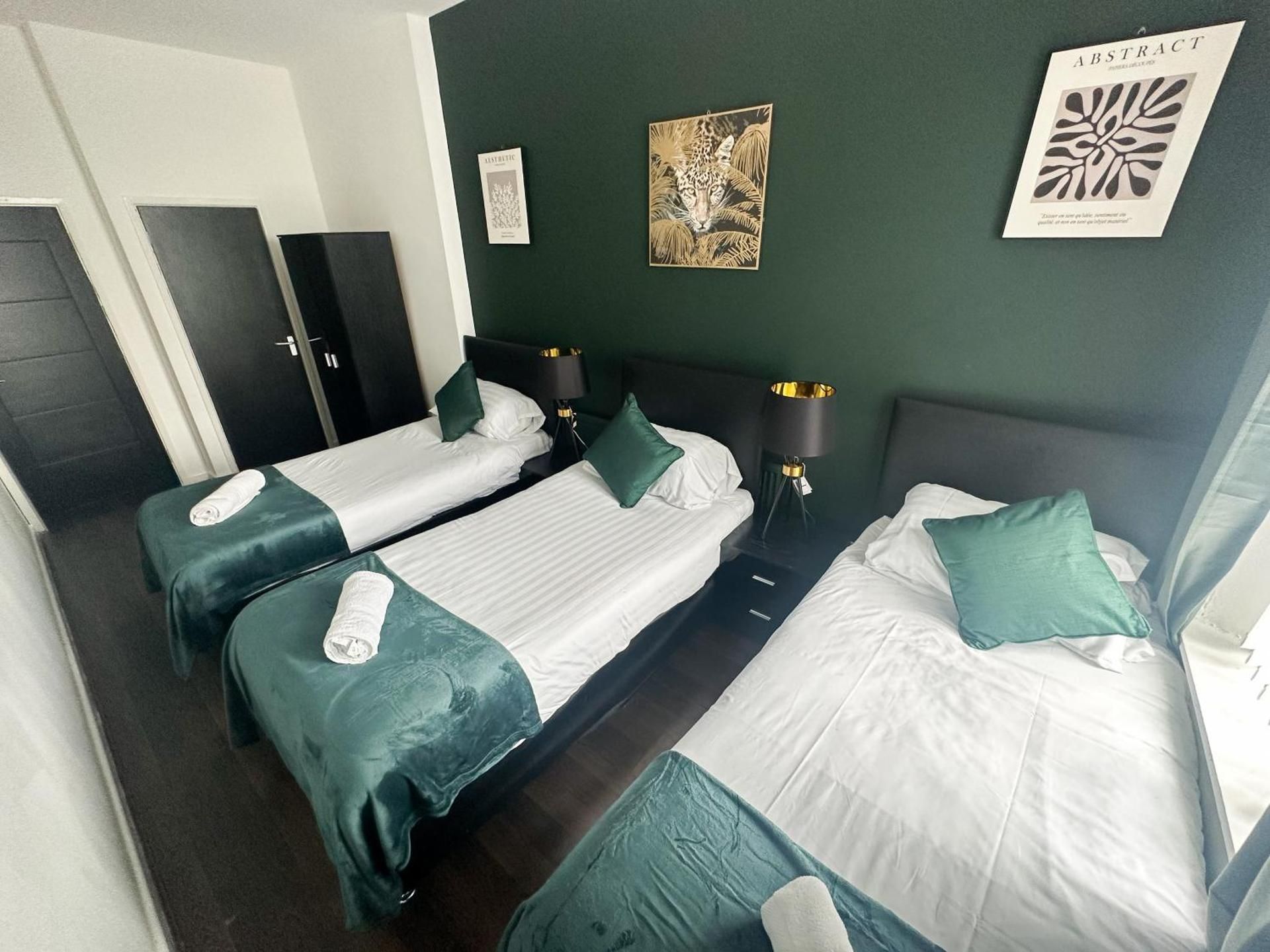 Triple Room with Private Bathroom