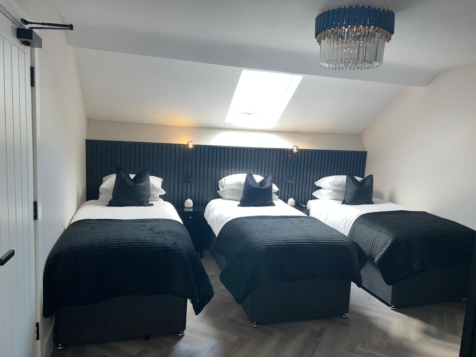 Deluxe Family Room