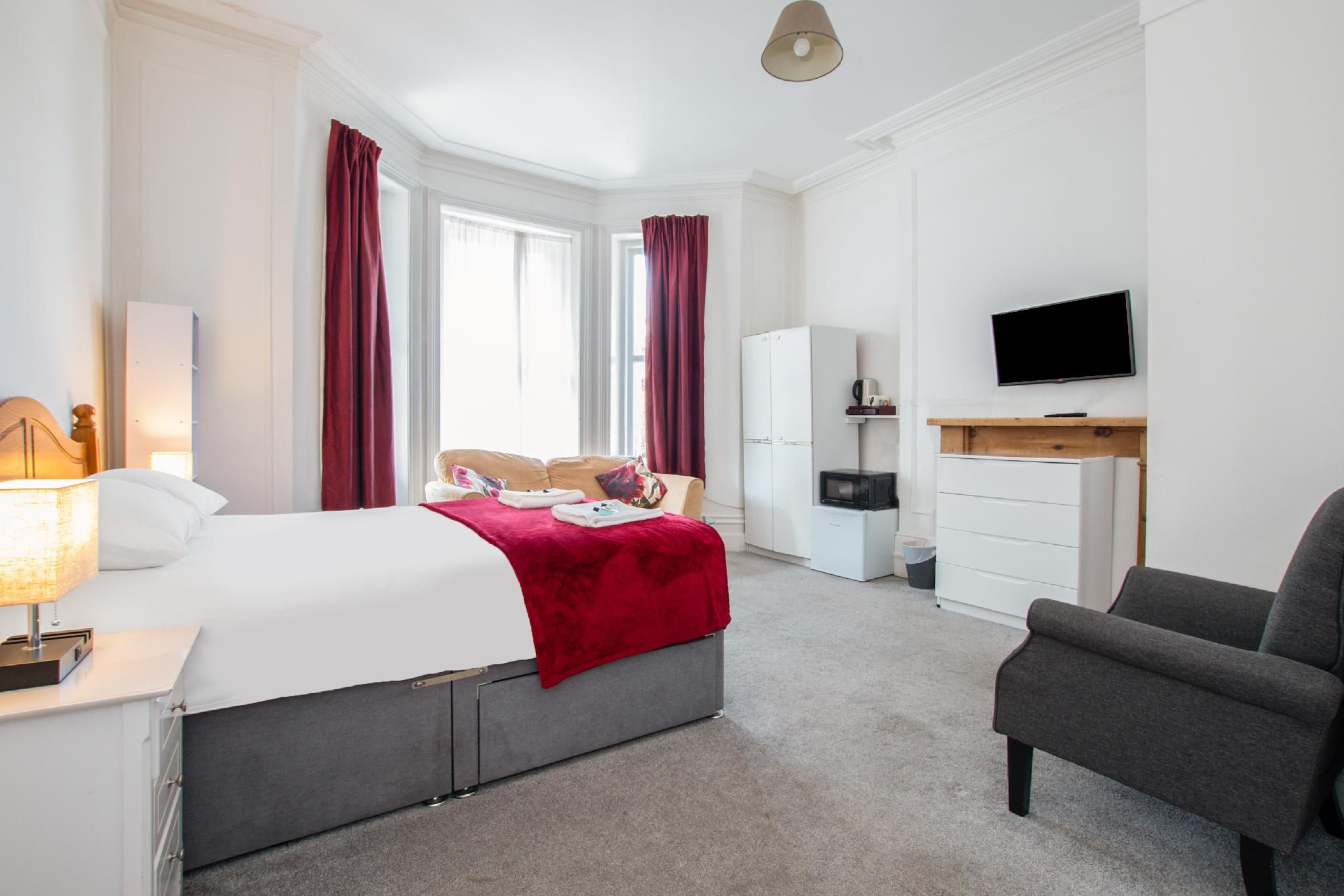 OYO The Lodge Bournemouth Standard Double 2