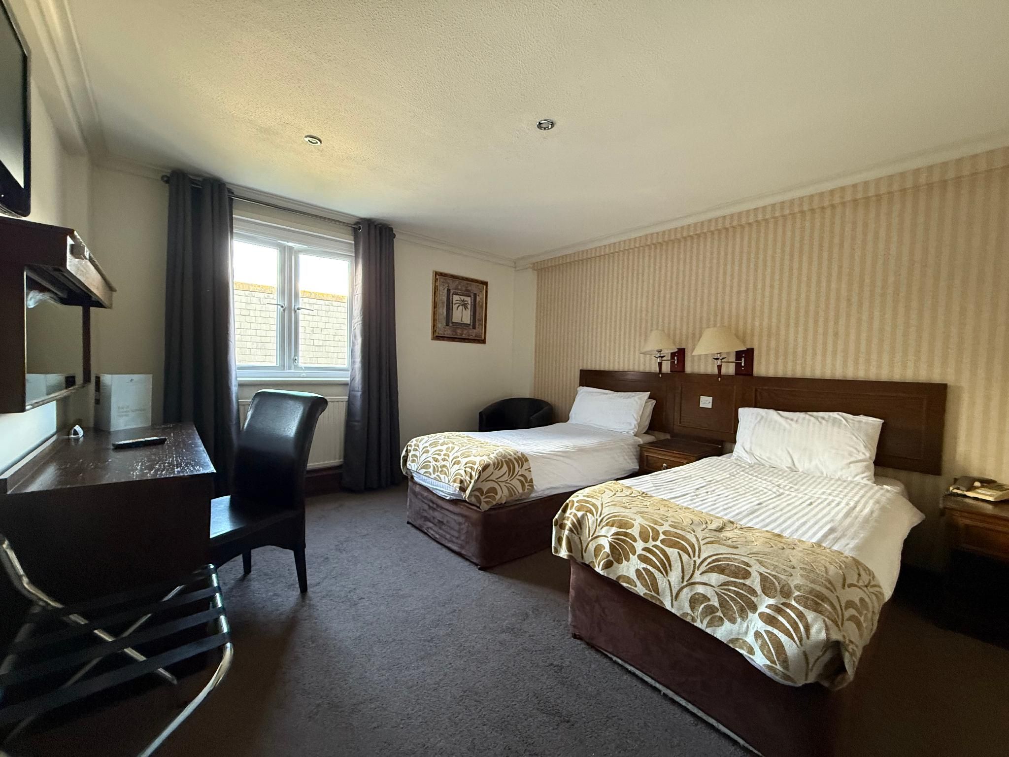 Classic Twin Guest Room