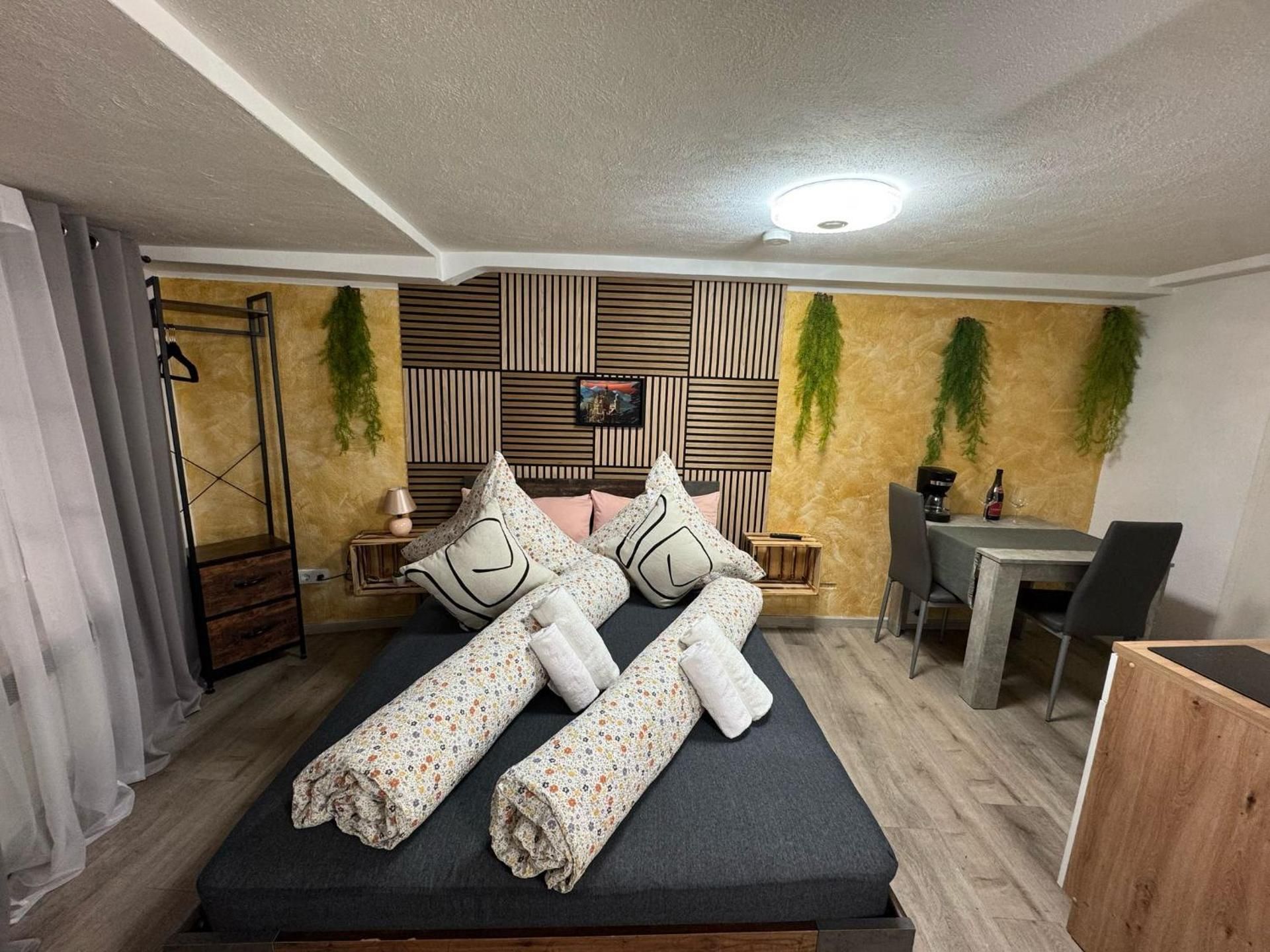 Studio Apartment with One Double Bed