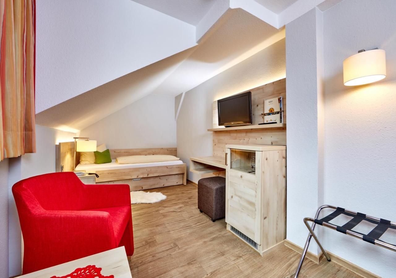 Single Room with Bath