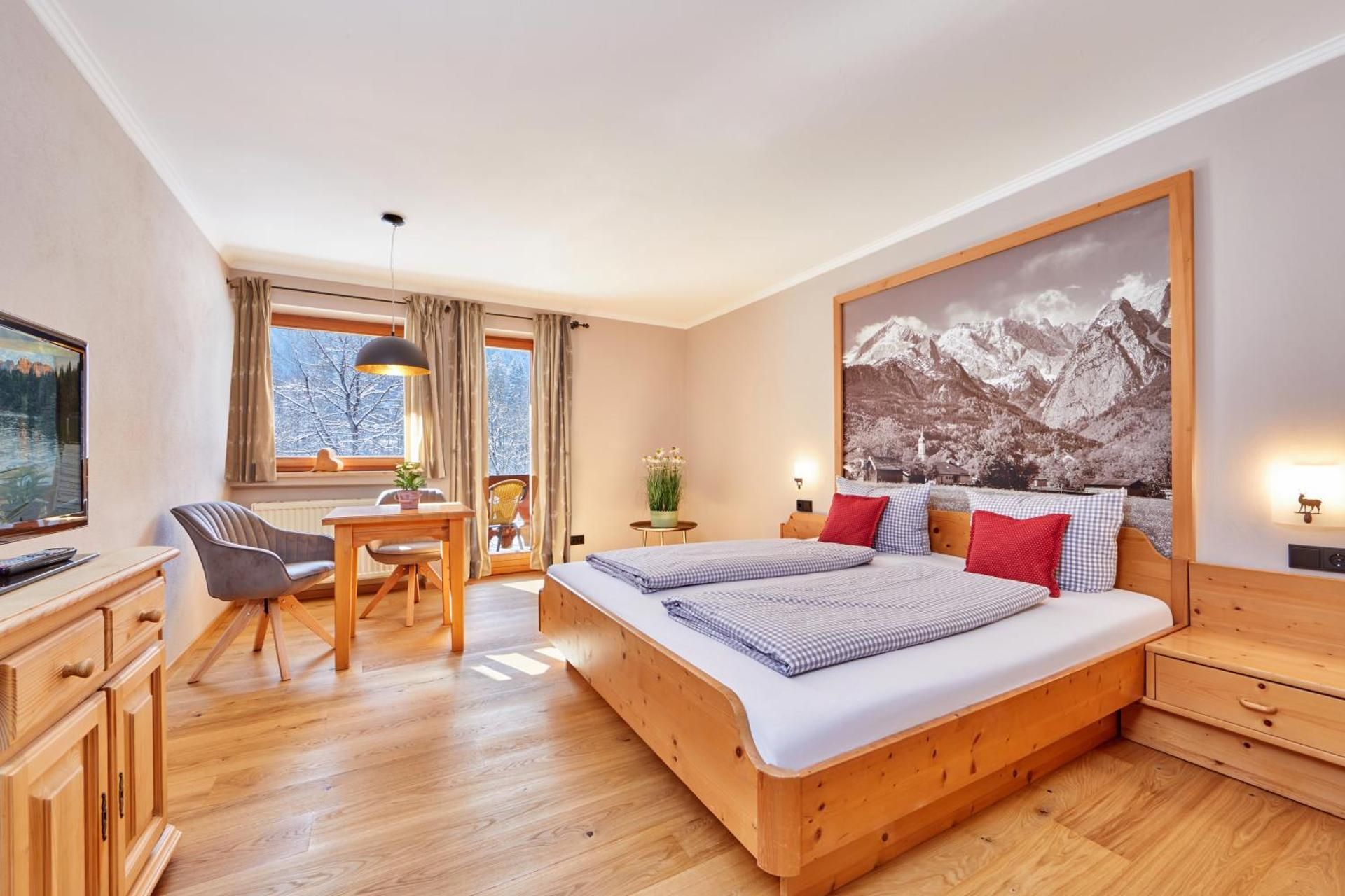 Double Room with Balcony Enzian