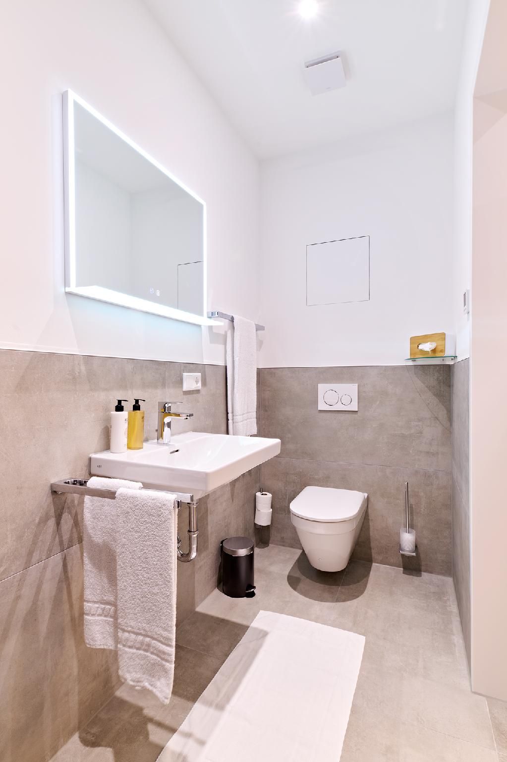 Studio-Business-Schlafsessel-Eigenes Badezimmer