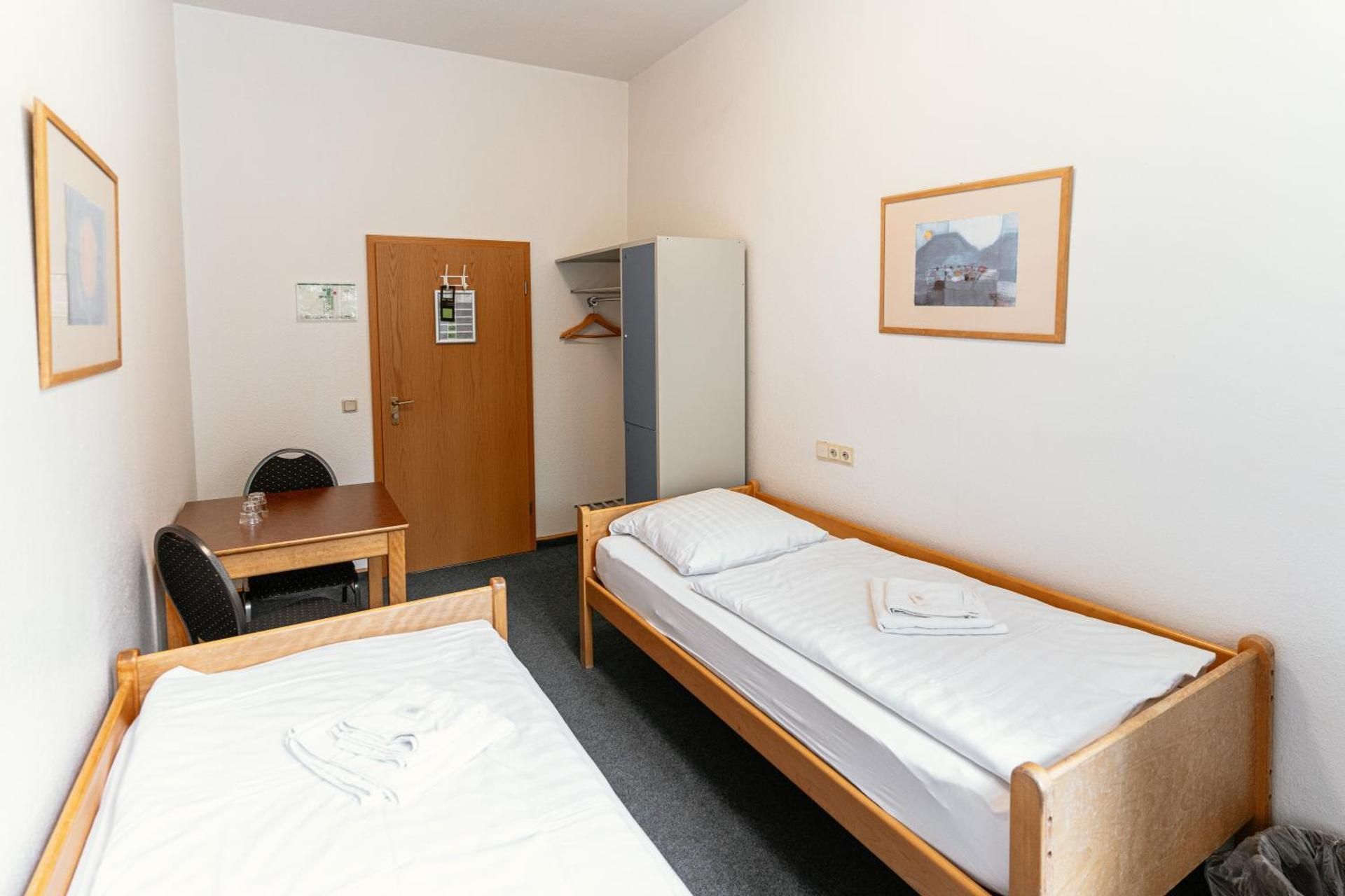 Twin Room with Bathroom