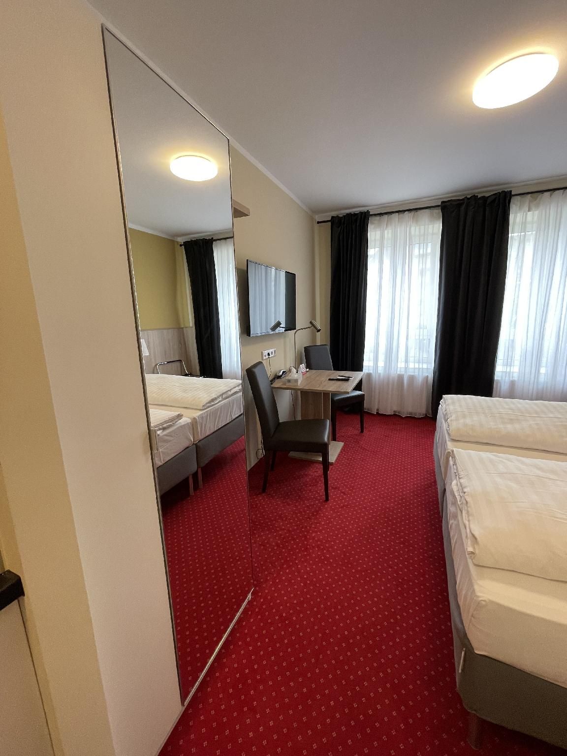 Comfort Triple Bed Studio