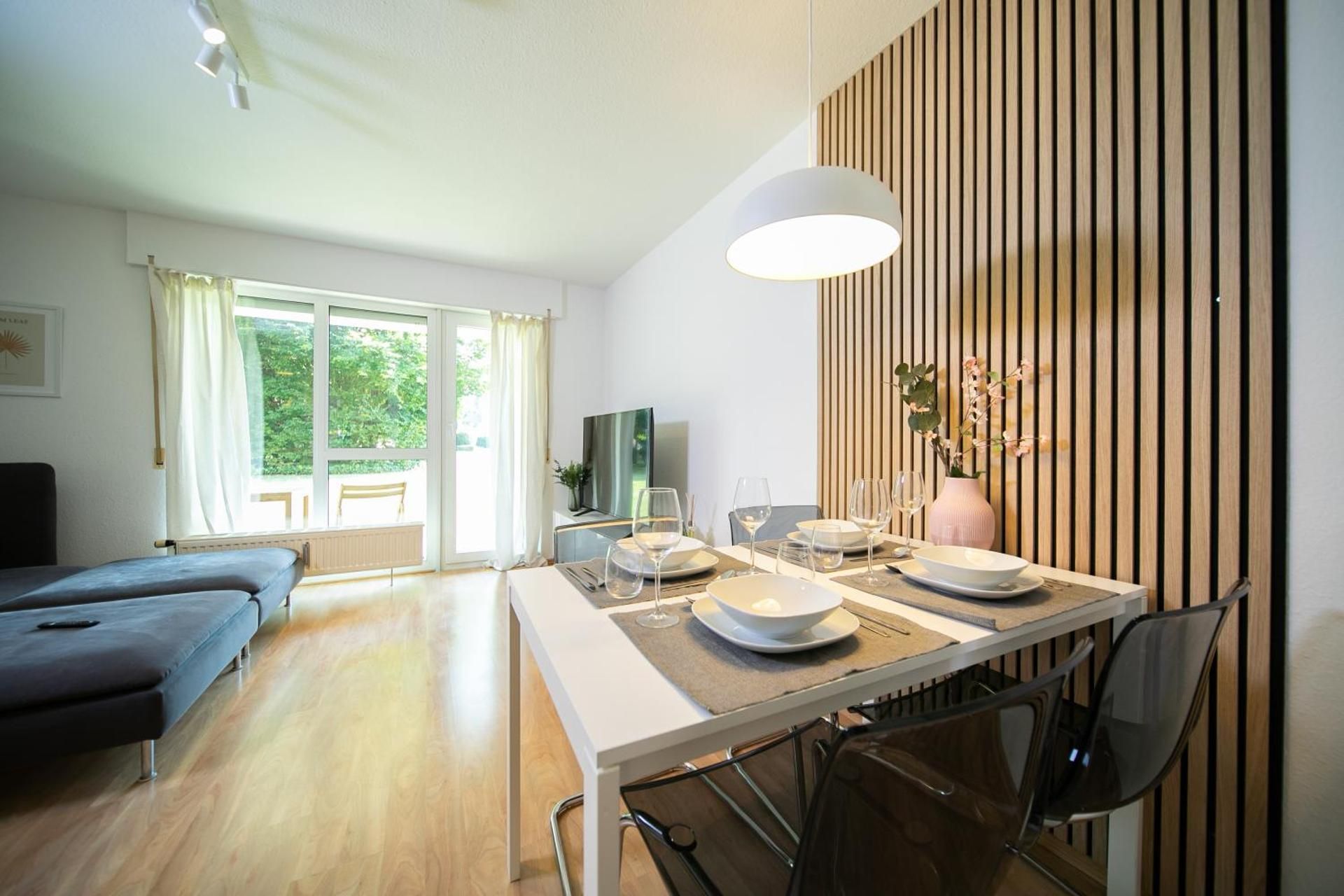 Favorite Stays - Neuss Furth