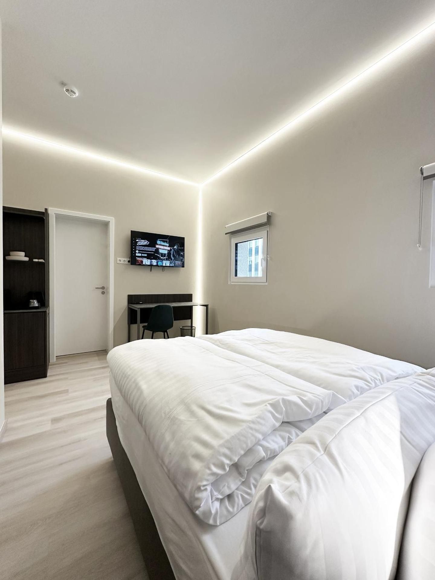 The Treasury Hotel Standard Queen Room 2