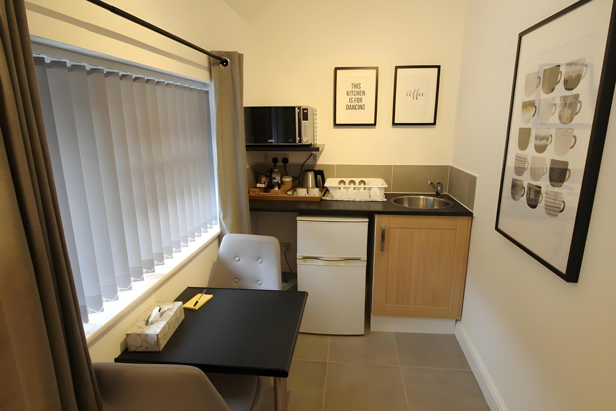 Anson Studios Walsall M6, J10 Superior-Double room-Ensuite 3