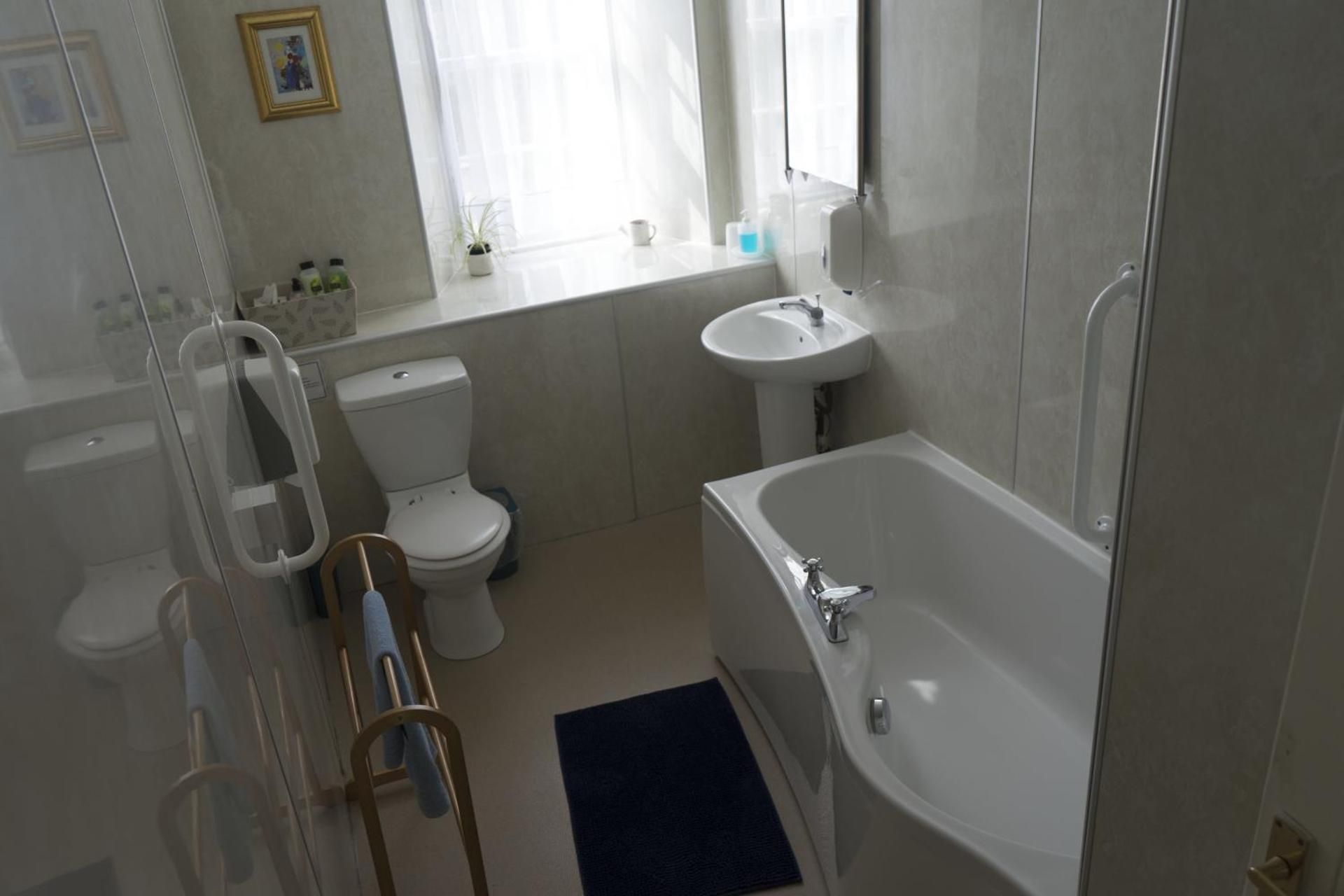Double Room with Private Bathroom across the hallway