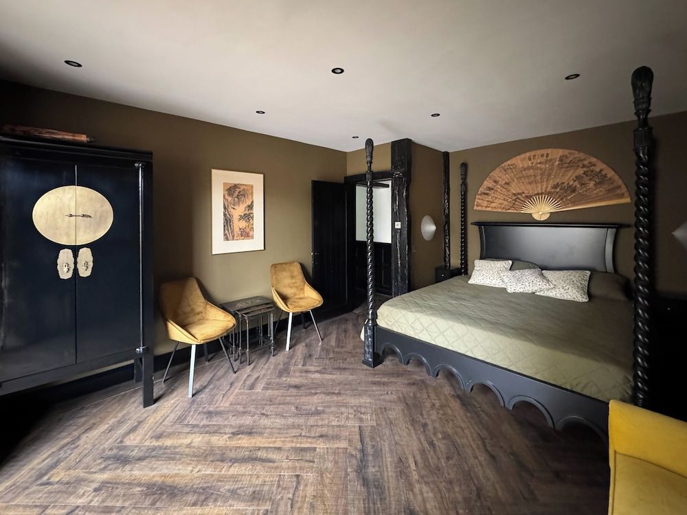 Balancyoga Guesthouse The Killing Eve Suite 2