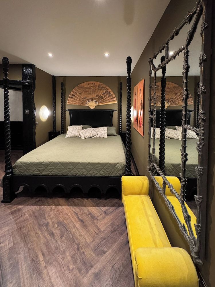 Balancyoga Guesthouse The Killing Eve Suite 3