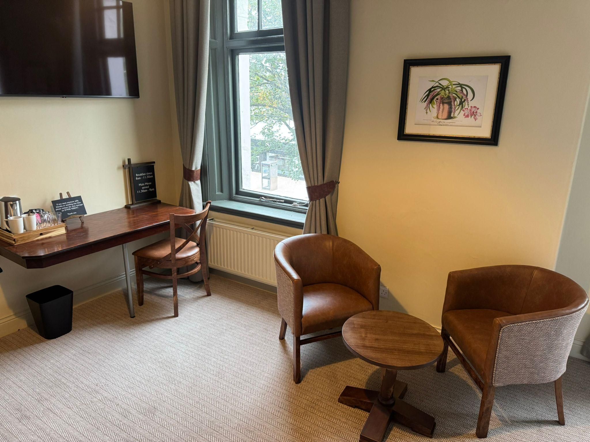 king superior ensuite bath