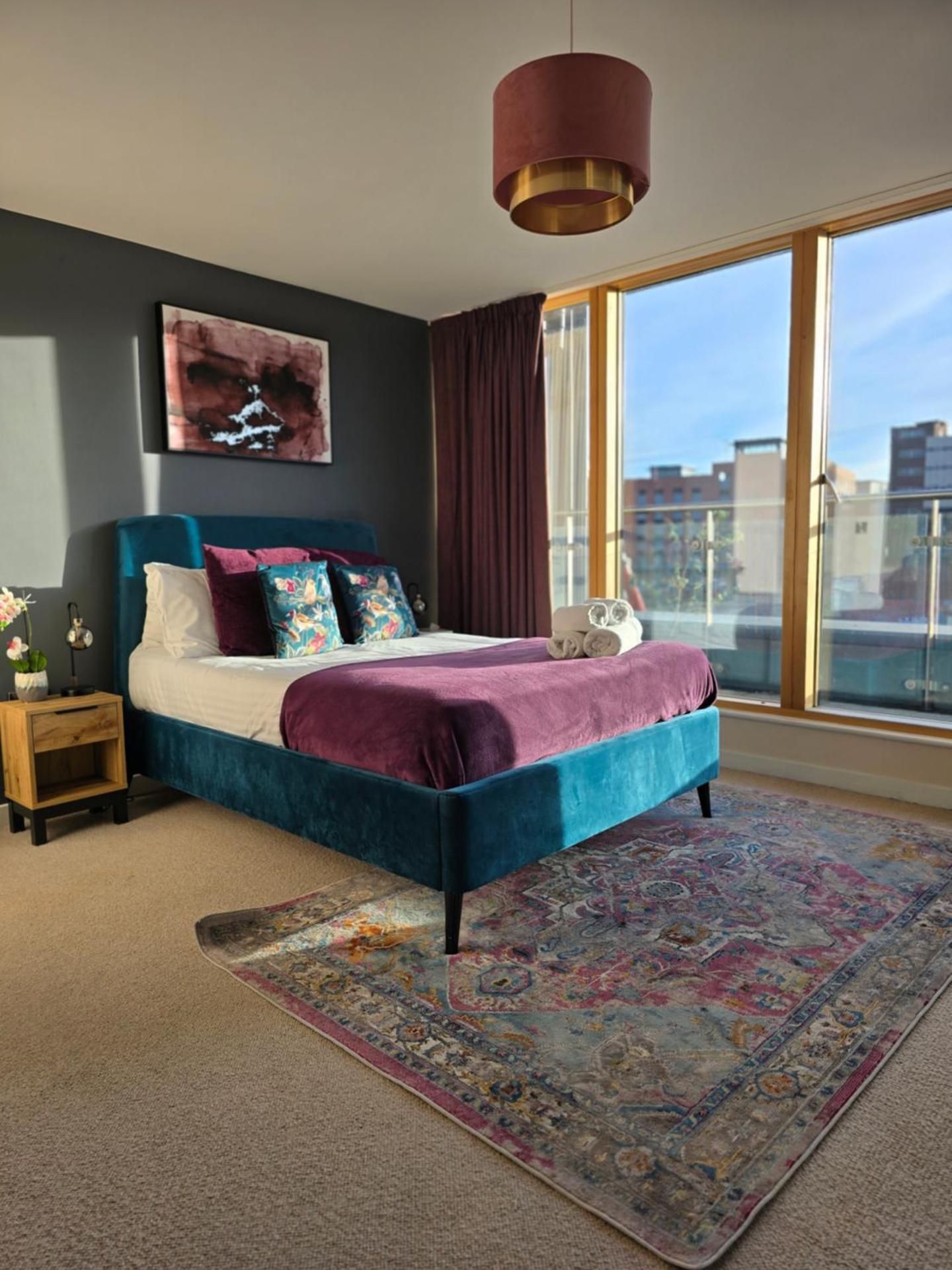 Two-Bedroom Deluxe Apartment with Balcony