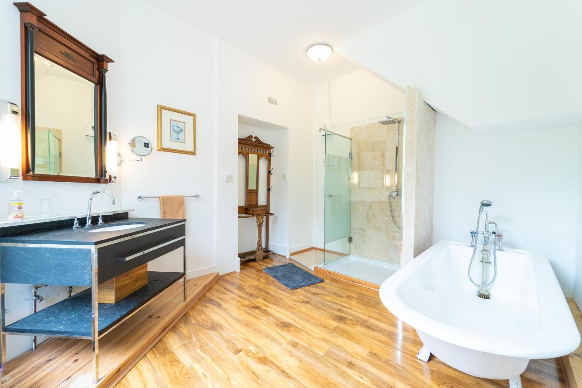 Large Double Room