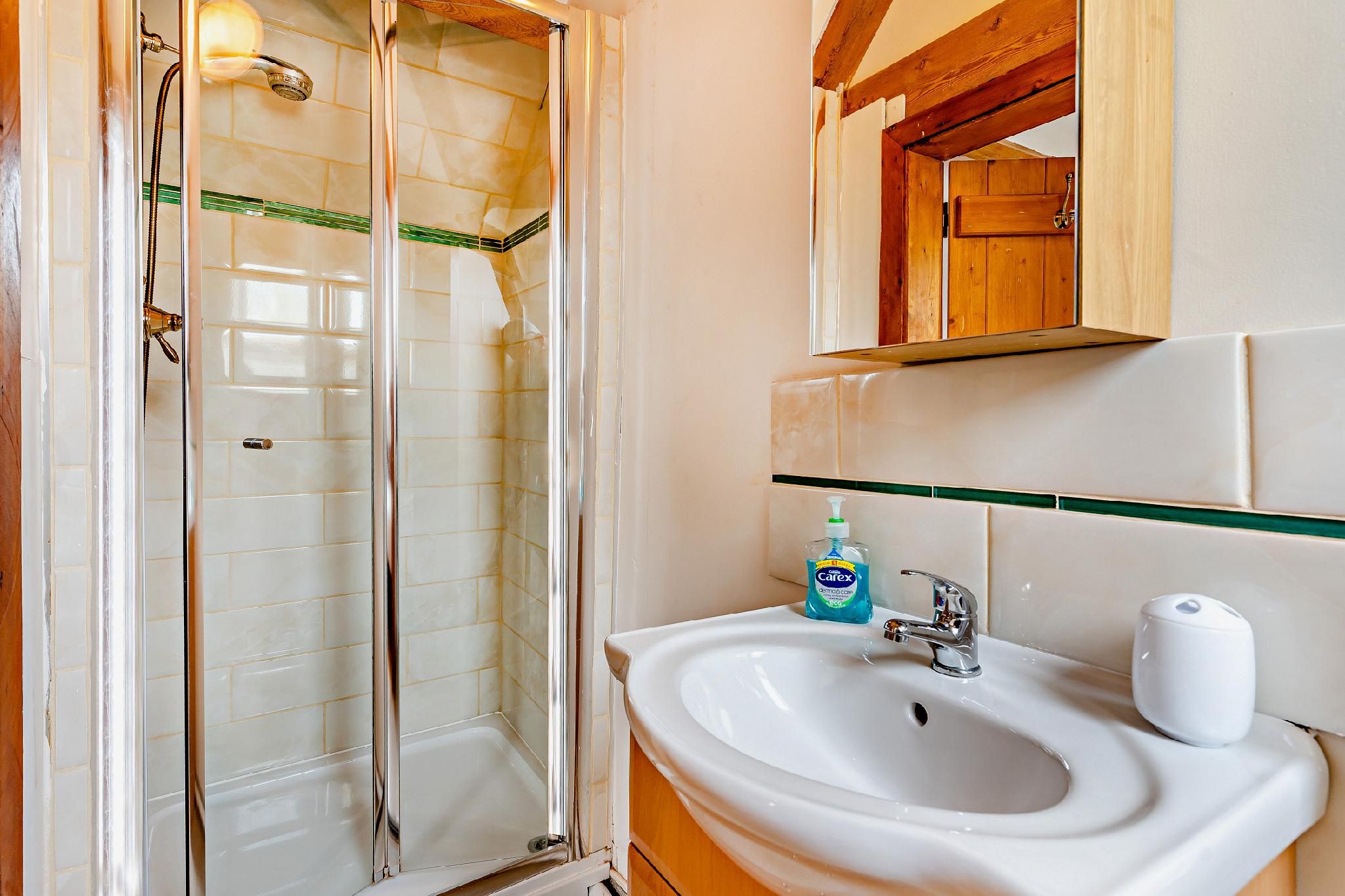 Tyncellar Farm Holiday Cottages Traditional-Cottage-Ensuite with Shower-Countryside view-The Dairy 2