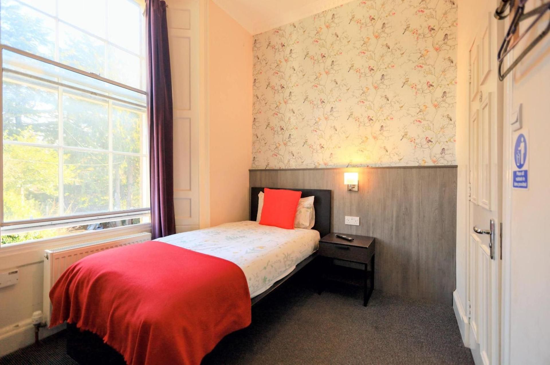 Small Single Room