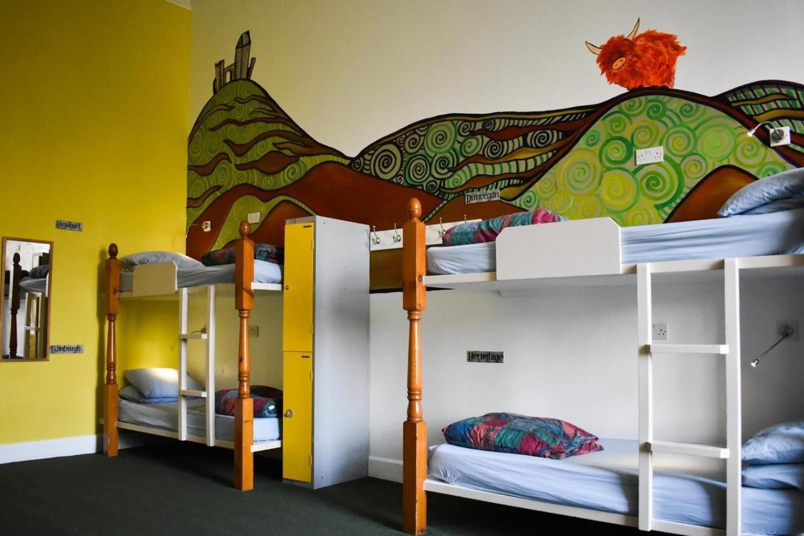 Bed in 10-Bed Mixed Dormitory Room
