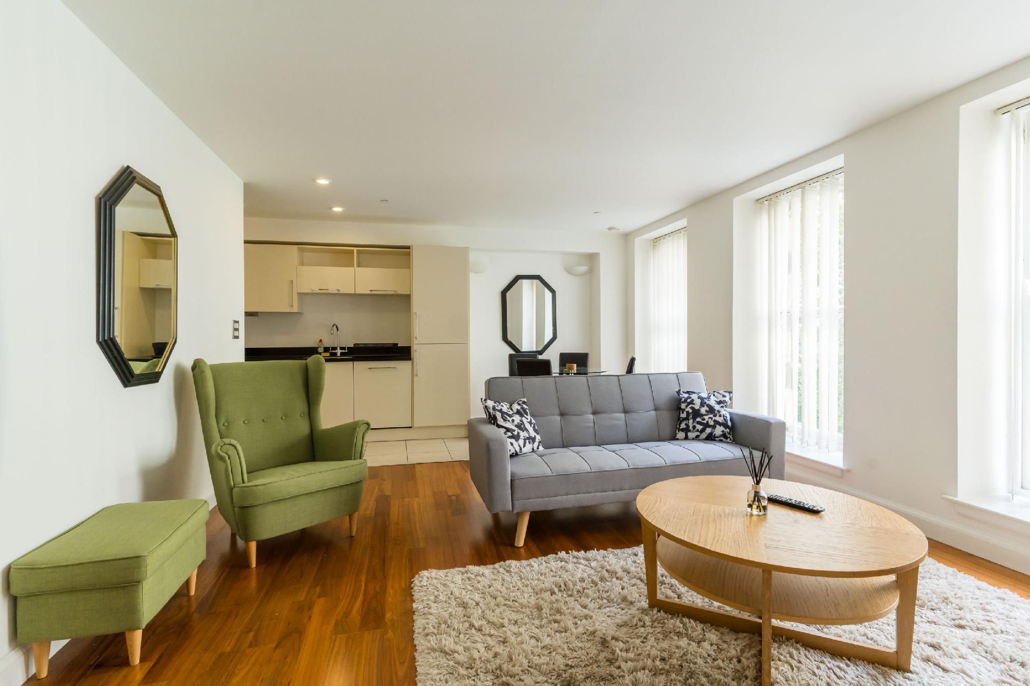Apartment-Private Bathroom-City view-Apartment-0