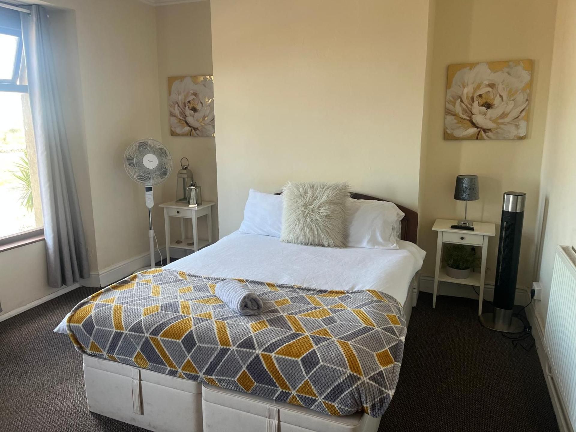 Double Room with Shared Bathroom