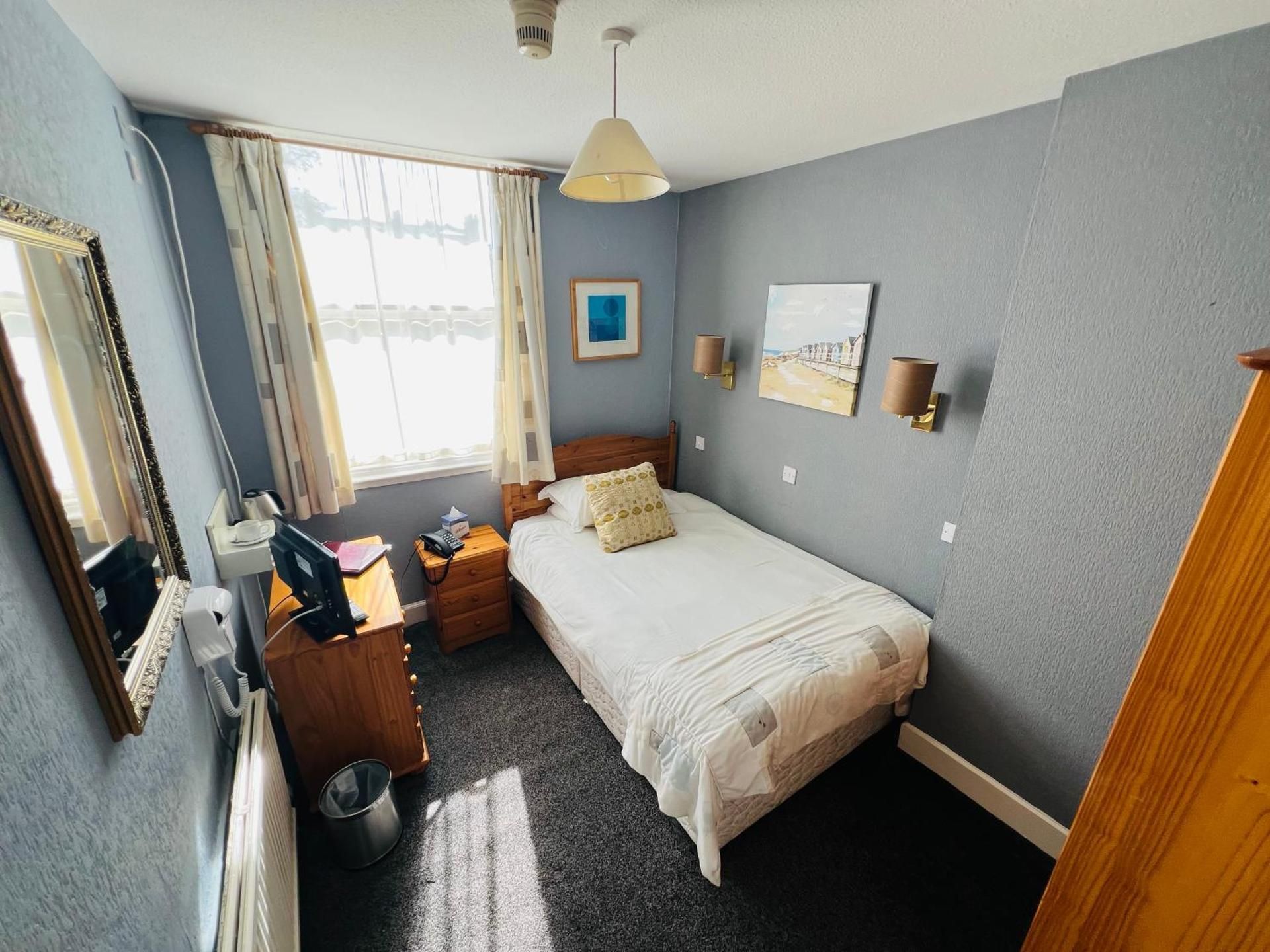 Single - Room