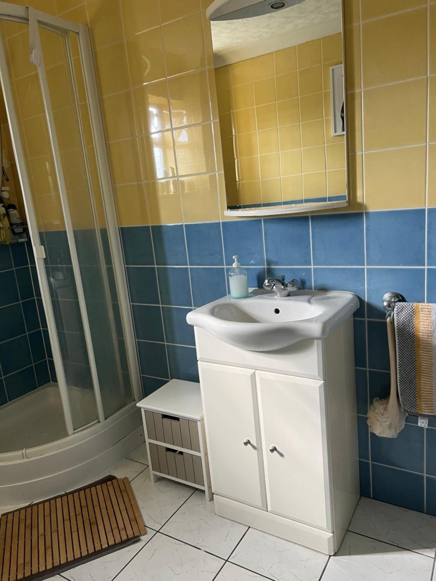 Twin Room with Shared Bathroom