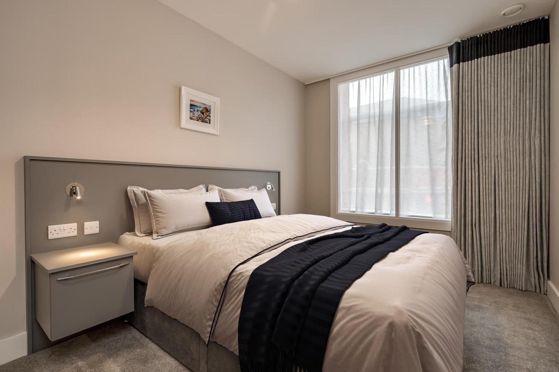 Castle Buildings One-Bedroom Apartment