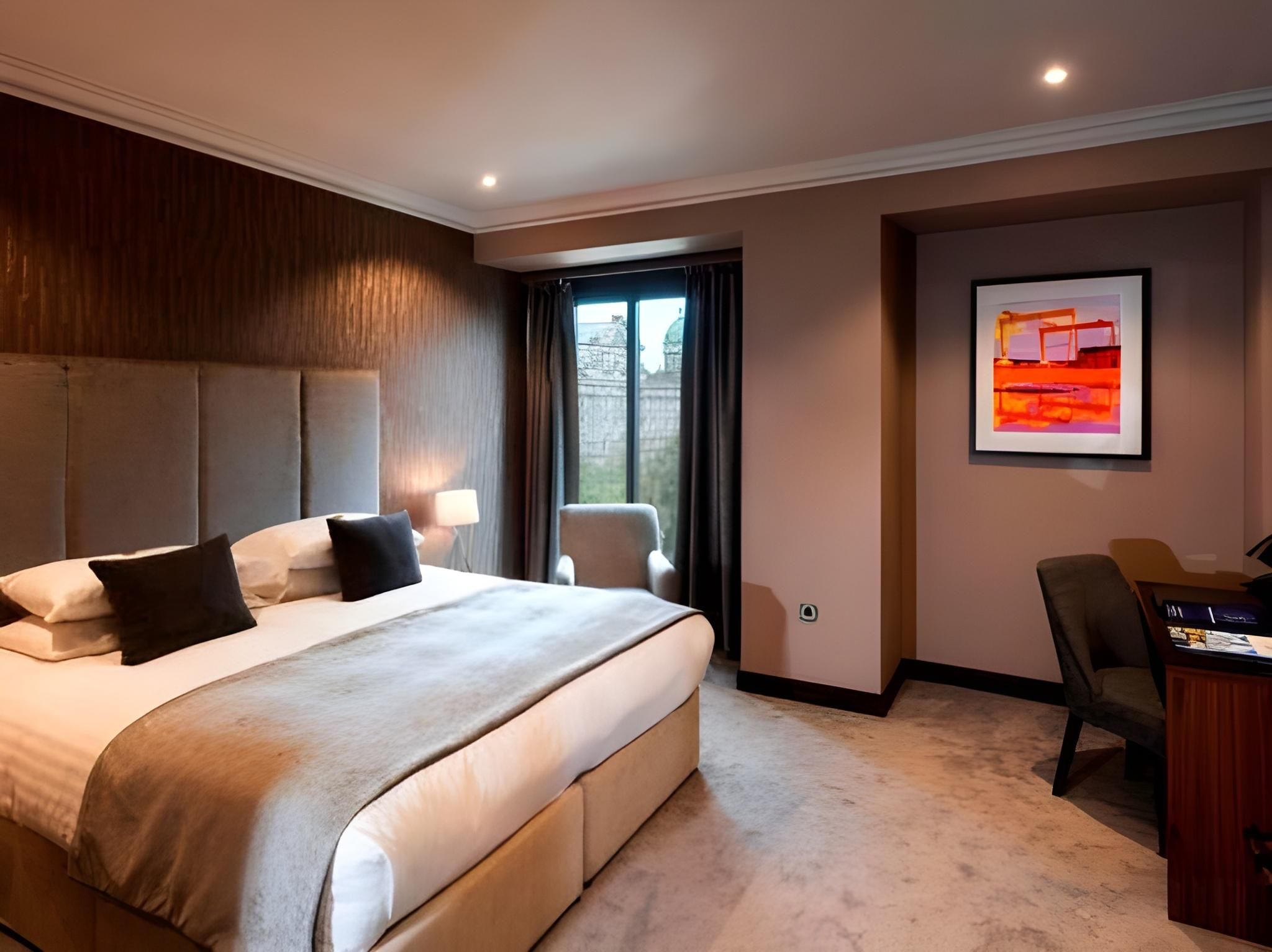 Executive King Room with City View
