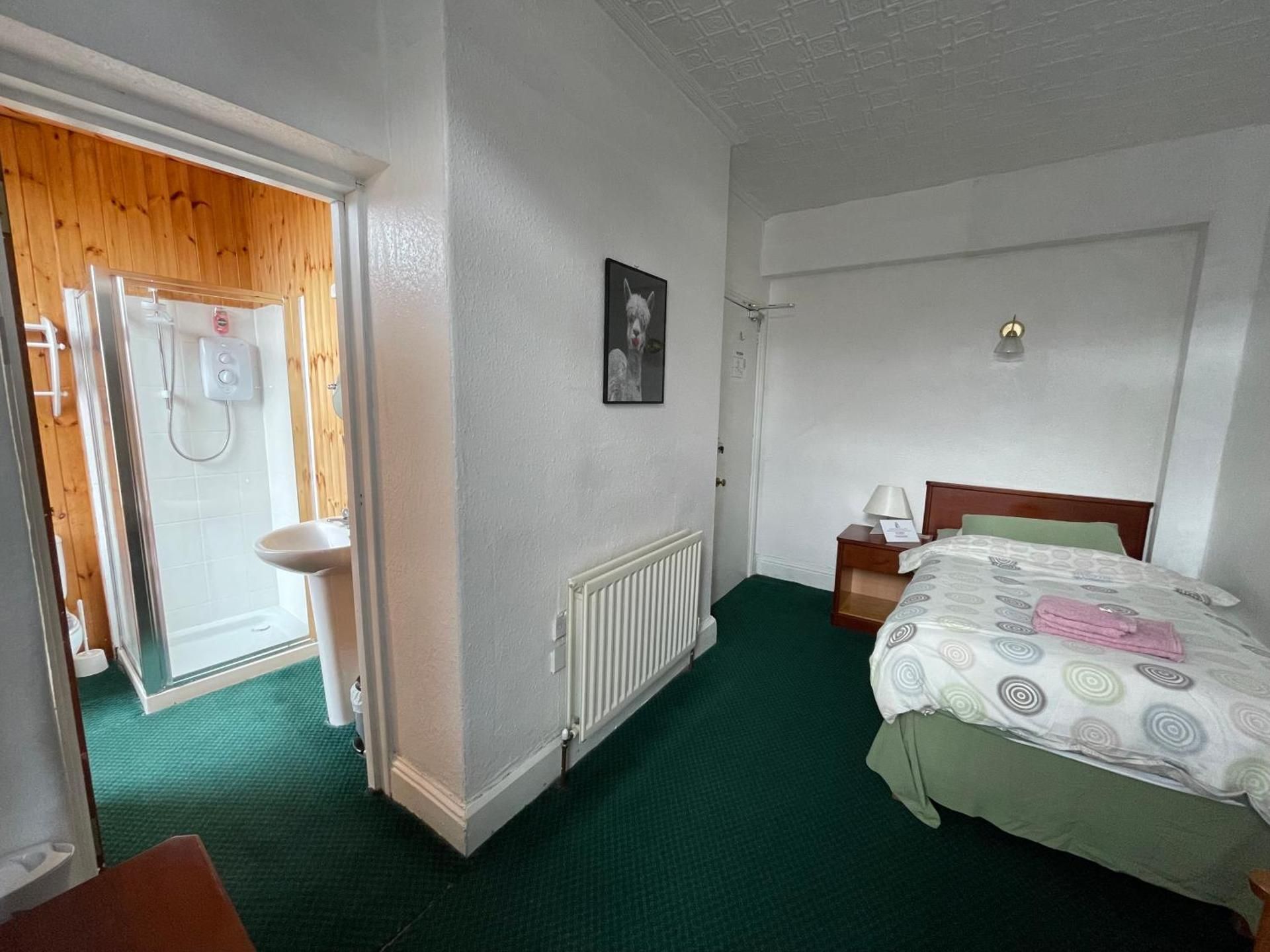 Single Room With Private Bathroom