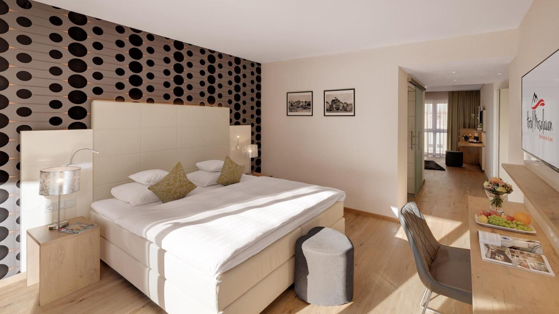Junior Suite with Balcony