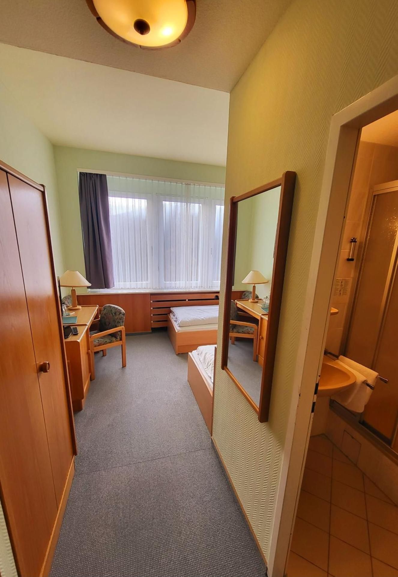 Standard Twin Room with Garden View