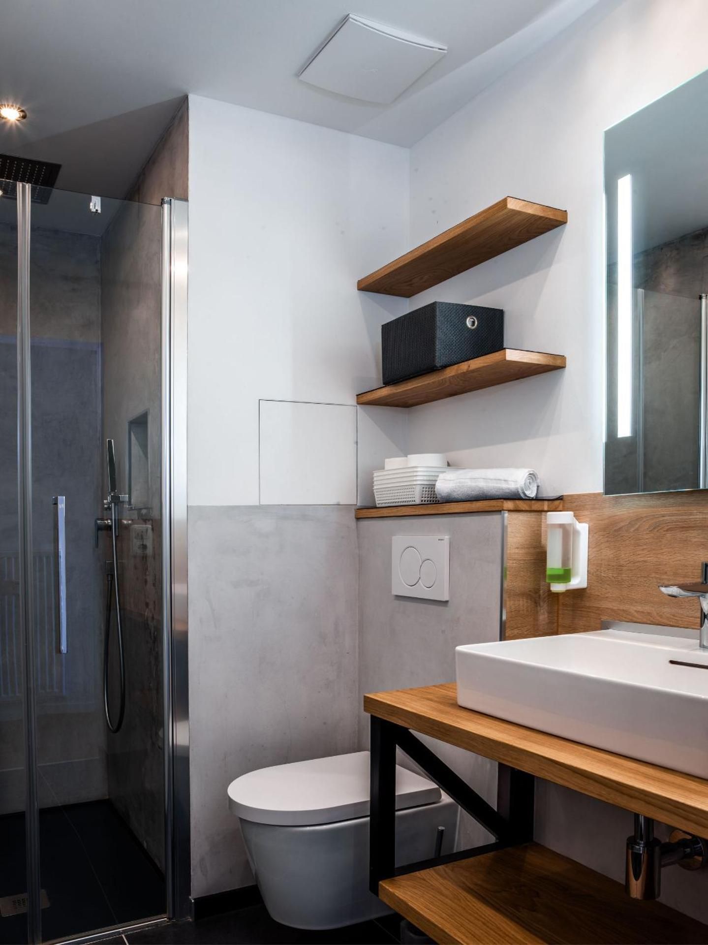 One-Bedroom Suite