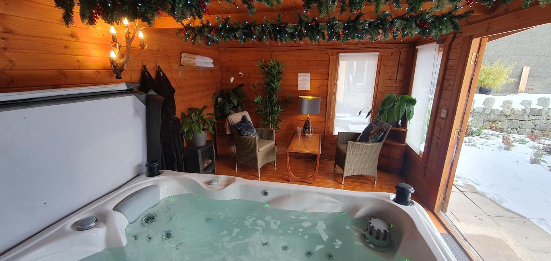 Double Room with Private Bathroom