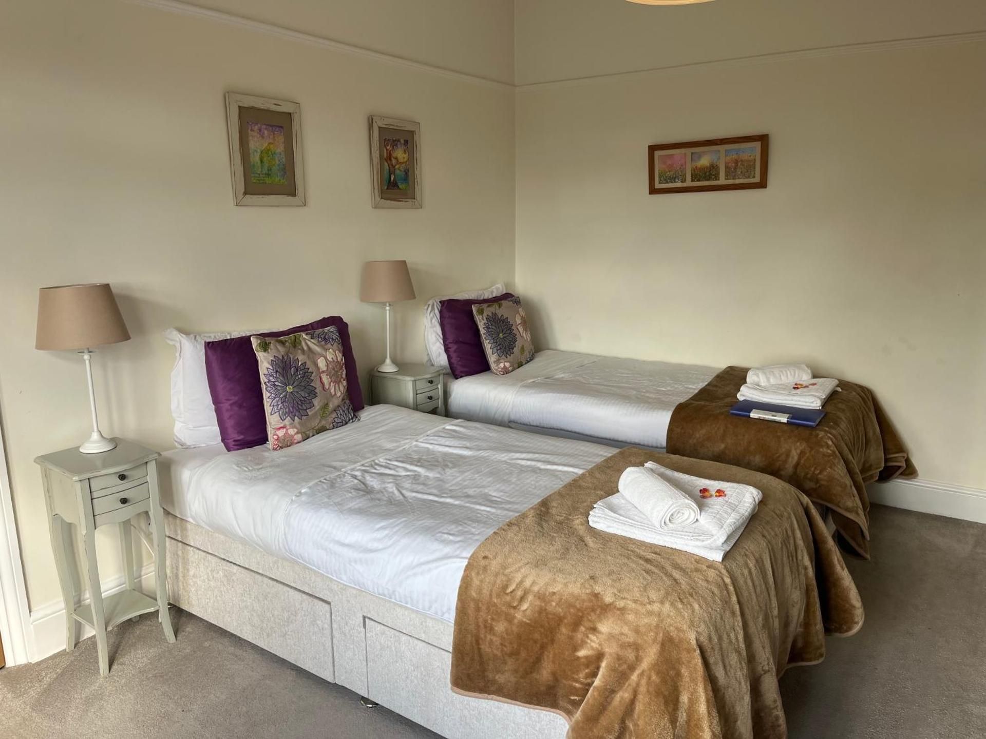 Double or Twin Room with Shared Bathroom