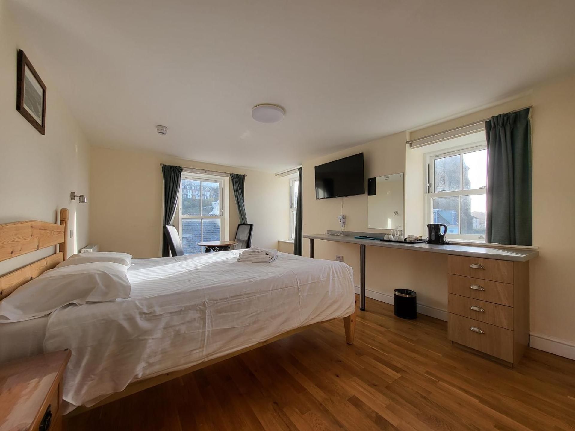 Superior King Room
